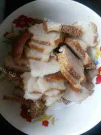 色香味俱全的回锅肉做法图解1)