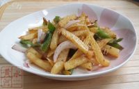 美味的孜然土豆条