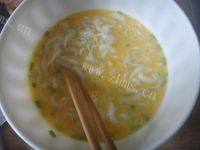 早餐美食银鱼煎蛋做法图解2)