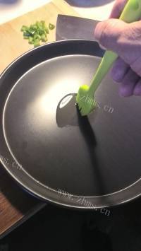 美味的芝边花式披萨做法图解22)
