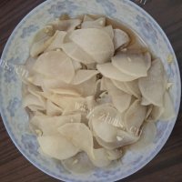 美味的凉拌萝卜
