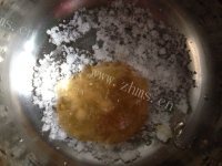自制花生芝麻糖做法图解5)
