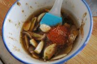 香喷喷的炸鸡腿做法图解2)