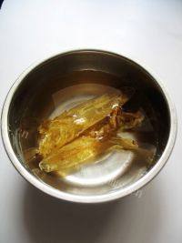 家常花胶鸡脚汤做法图解4)