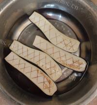 美味的肉末烤茄子做法图解3)
