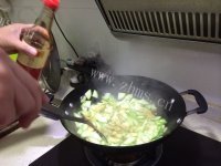 家常菜清炒西葫芦做法图解4)