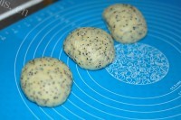 自制黑芝麻土司做法图解5)