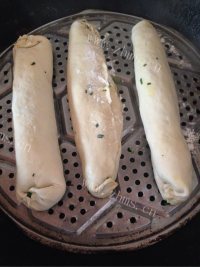 香喷喷的韭菜鸡蛋卷子做法图解7)