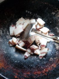 清爽的黄瓜炒风吹肉做法图解4)