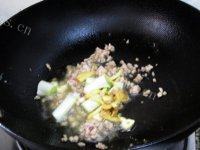 家常干烧平鱼做法图解9)
