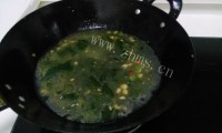 色泽鲜亮的土豆烧海带做法图解8)
