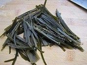 炒饺子皮做法图解1)
