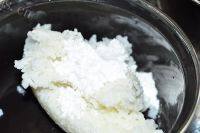 美味的番茄虾仁锅巴做法图解1)