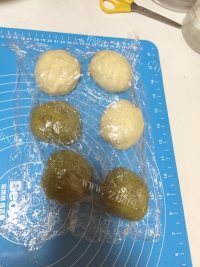 美味的抹茶吐司面包做法图解8)