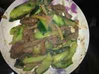 家常菜青瓜炒牛肉