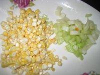 营养又美味的虾仁鸡蛋羹做法图解3)