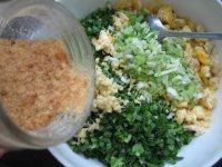 虾仁煎饺做法图解6)