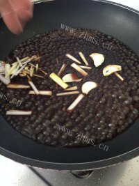 美味的虎皮辣椒做法图解7)