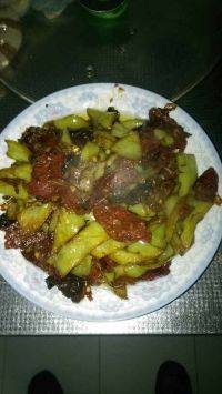 家常菜腊肠炒尖椒