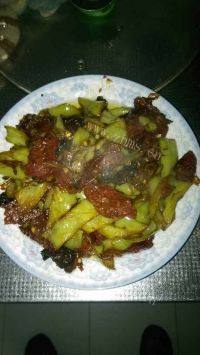 家常菜腊肠炒尖椒