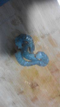 自己做的韭菜虾仁水饺做法图解5)
