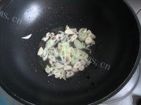 「念念不忘」豆角焖面做法图解2)