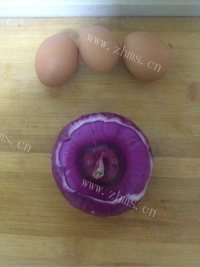 美味营养的洋葱炒鸡蛋做法图解1)
