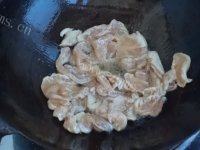 美味的菠萝鸡片做法图解4)