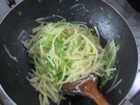 口感好的青椒土豆丝