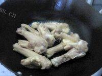 开胃的啤酒鸭翅根做法图解4)