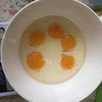 色香味俱全的水果蛋糕做法图解1)
