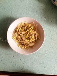 营养丰富的油泼面做法图解6)