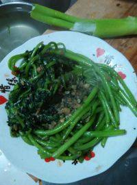 家常菜蒜蓉茼蒿