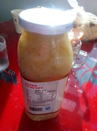 热腾腾的蜂蜜柚子茶做法图解4)