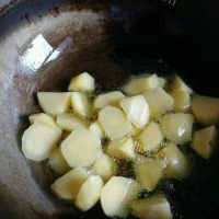美味的椒盐土豆的做法图解二