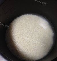 简单土豆焖饭做法图解1)