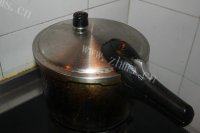「DIY美食」排骨萝卜汤做法图解4)