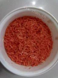 可口的自制羊肉胡萝卜包子做法图解1)