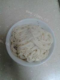自己做的葱油拌面做法图解4)