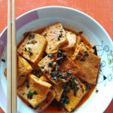 珍馐美味的葱香豆腐
