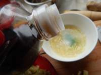 美味的蒜泥蒸青茄子做法图解7)