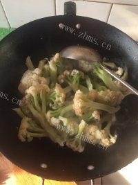 回味无穷的蚝油菜花做法图解3)