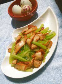 色味俱全的芹菜豆干