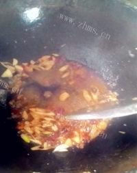 家常菜鱼香豆腐做法图解4)