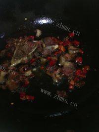 家常菜腊肉炒豆干做法图解6)