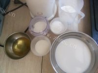 自制红豆沙冰皮月饼做法图解1)