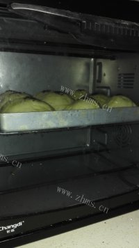 自制豆沙小餐包做法图解9)