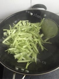 家常菜酸辣空心菜梗做法图解4)