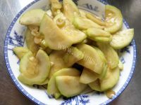 鲜美可口的清炒西葫芦做法图解7)