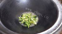 绿色食物清炒西兰花做法图解6)